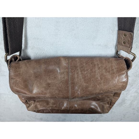 Vintage Fossil Brown Leather Messenger Crossbody Computer Laptop Bag Magnets - Picture 13 of 14